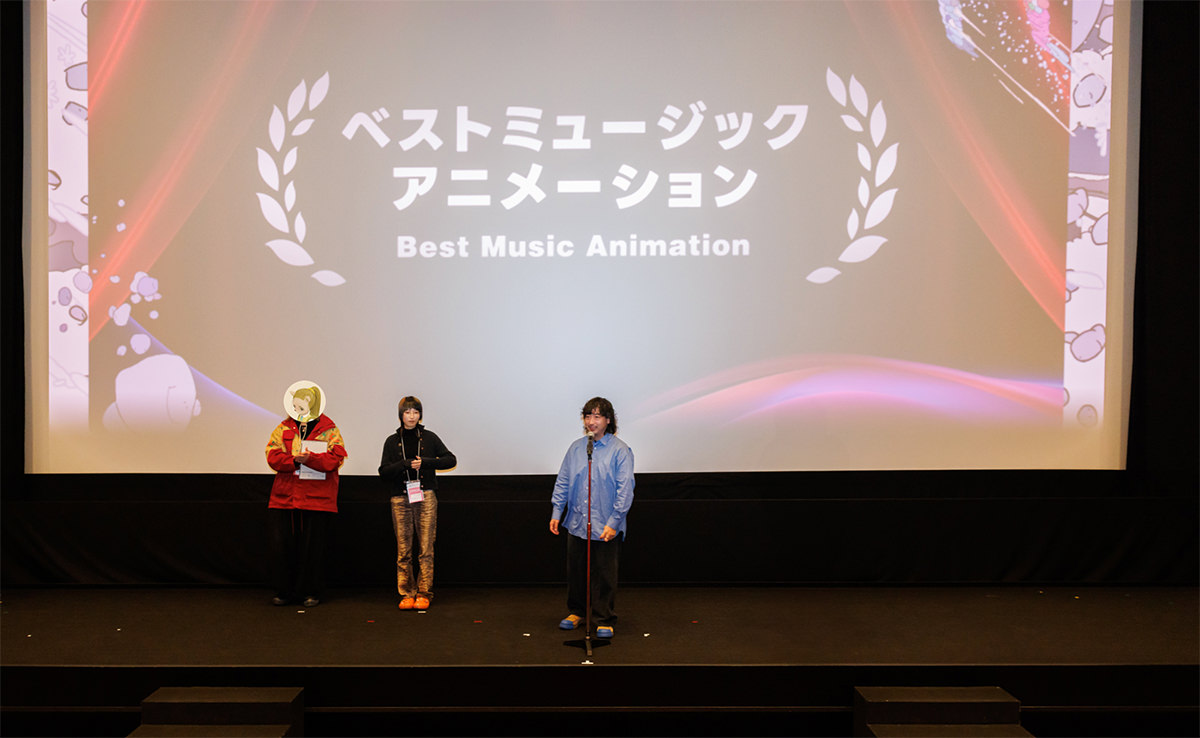 オオクボリョウ氏（右）